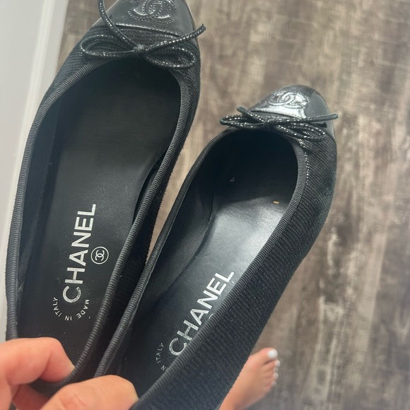 CHANEL Black Textured Ballet Flats